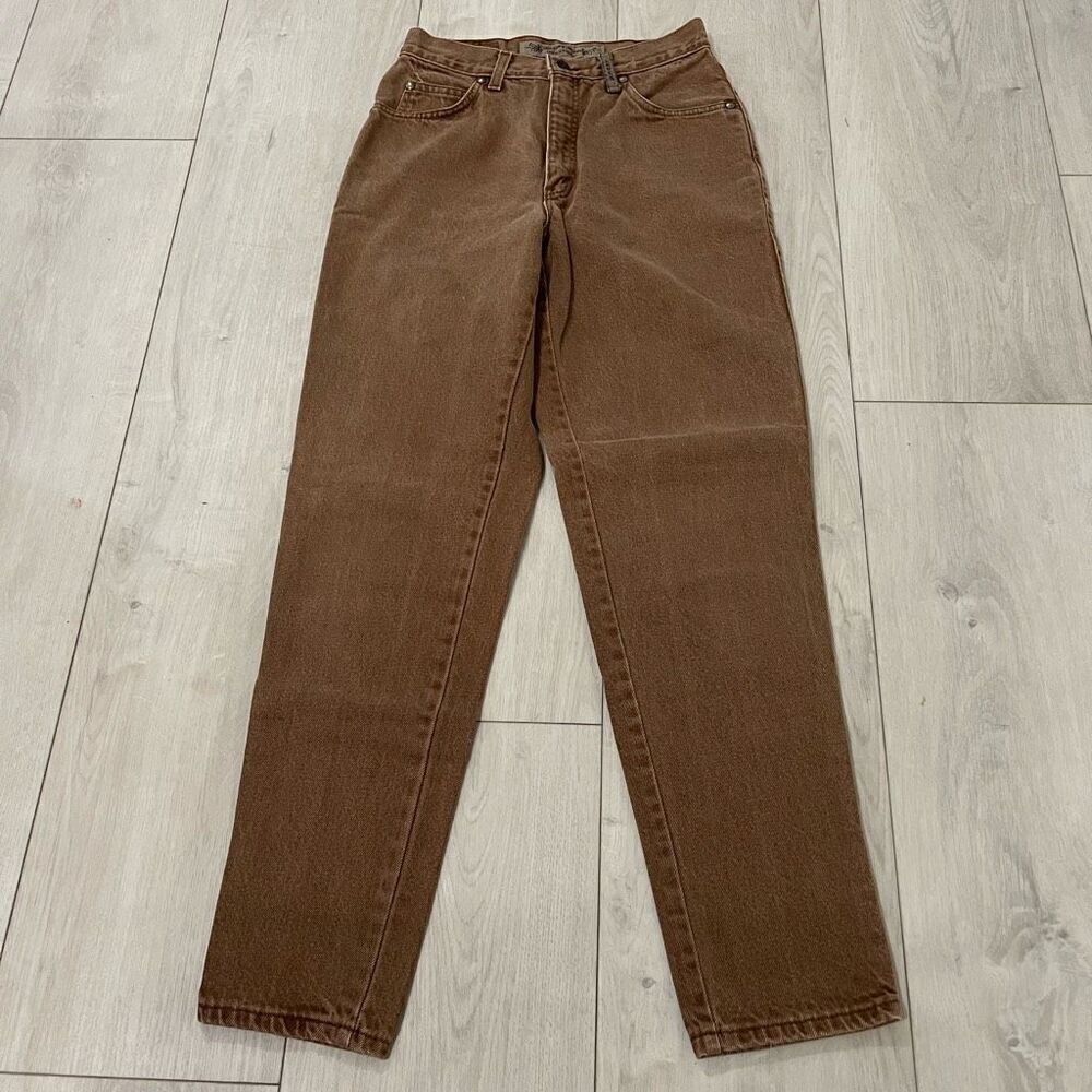 Vintage 90  Levi’s high waisted women jeans  size 9